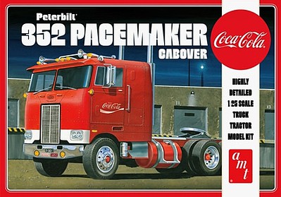 Peterbilt 352 Pacemaker COE Tractor