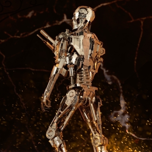 The Terminator T-800 Endoskeleton - Metal Model