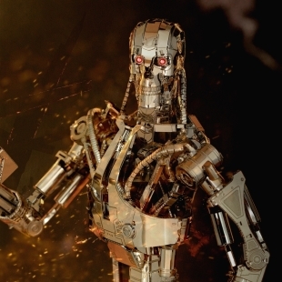 The Terminator T-800 Endoskeleton - Metal Model