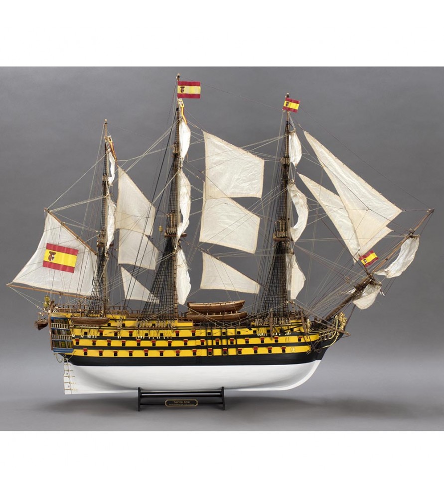 Artesanía Latina – Wooden Ship Model Kit – Spaniard Caravel fro