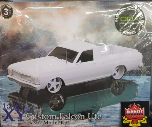 XY Ford Ute Slammed 351 Engine w/Standard Bonnet Plastic Kit