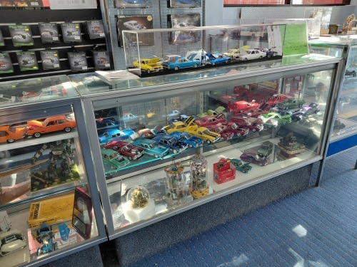 Display Cabinet